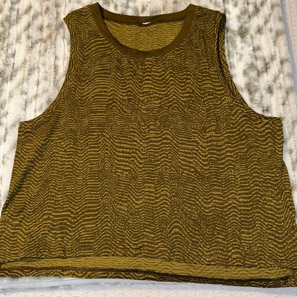 Lululemon Train To Be Tank